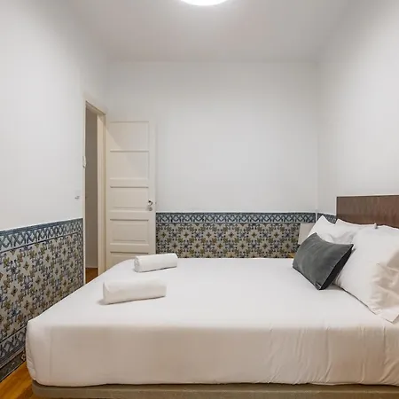 Hip & Renovated T.m. Flat In Bairro Alto Apartment *